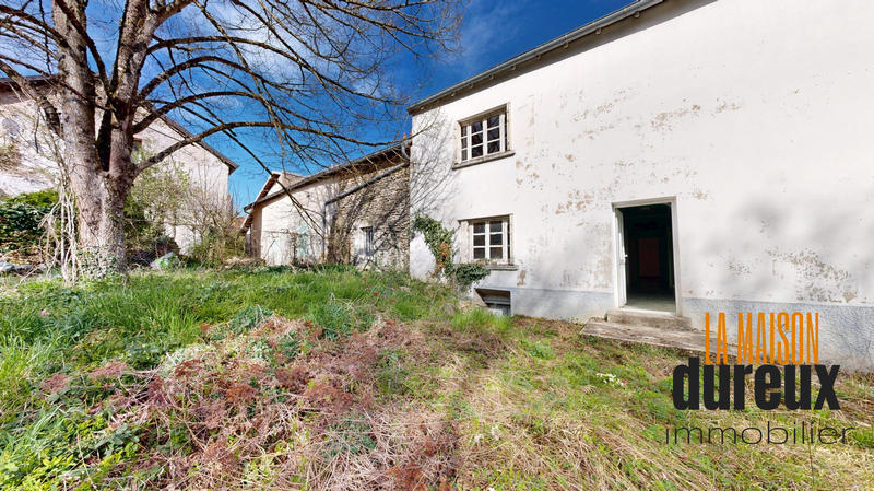 Maison ancienne - 297 m² - 11 pièces