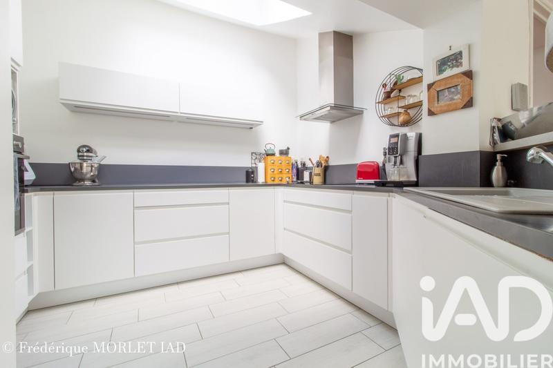 Maison - 200 m² - 6 pièces