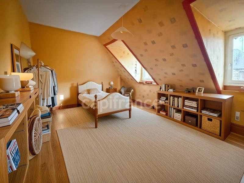 Maison - 110 m² - 6 pièces