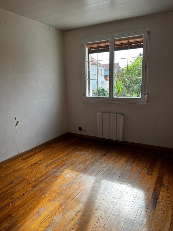 Maison - 121 m² - 4 pièces