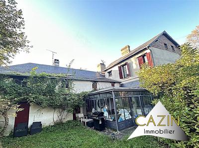 Maison - 418 m² - 10 pièces
