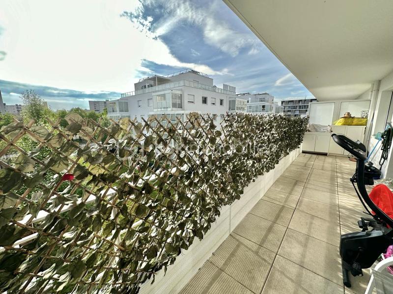 Appartement - 82 m² - 4 pièces