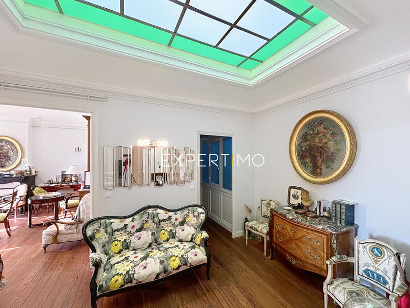 Immeuble - 480 m² - 12 pièces