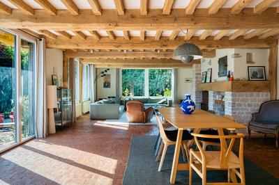 Maison - 231 m² - 8 pièces