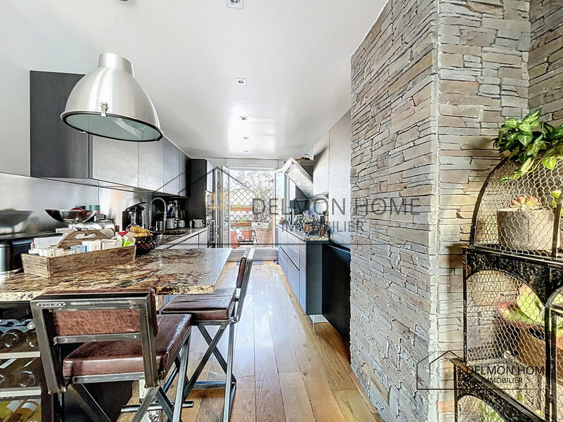 Duplex - 126 m² - 5 pièces