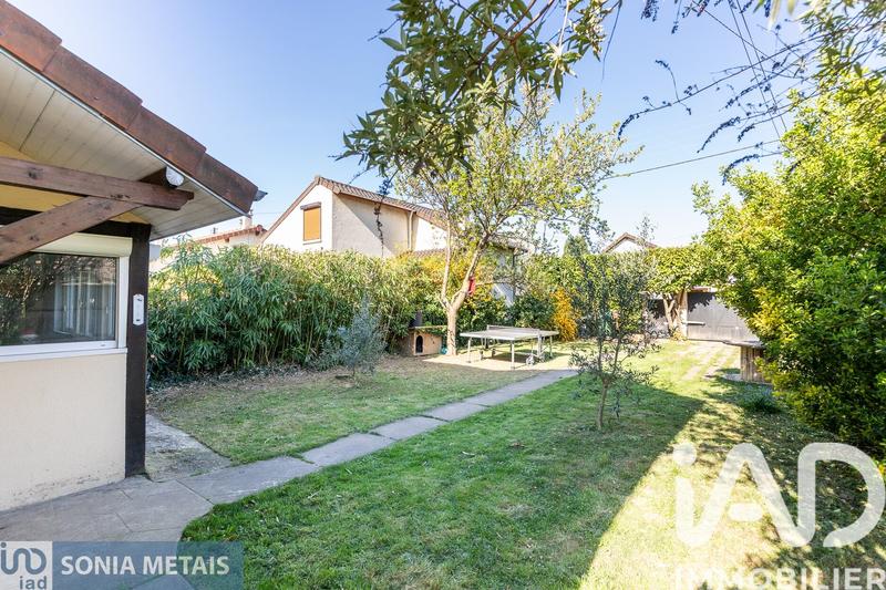 Maison - 98 m² - 6 pièces