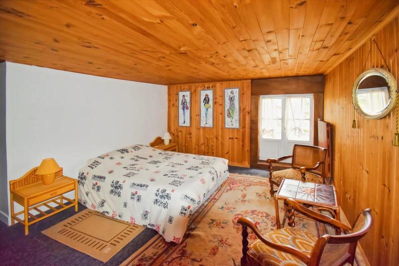 Maison - 319 m² - 10 pièces