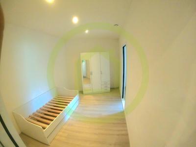 Appartement - 87 m² - 3 pièces