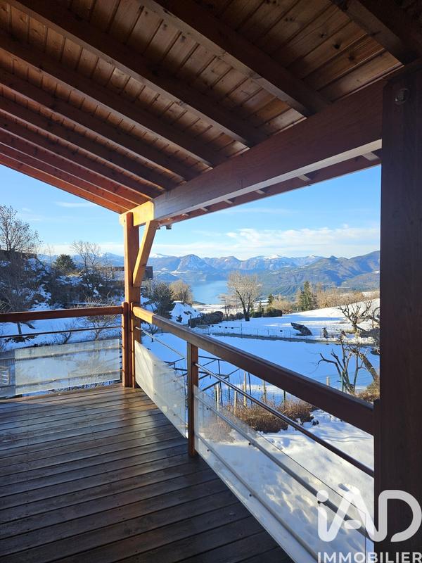 Châlet - 287 m² - 10 pièces