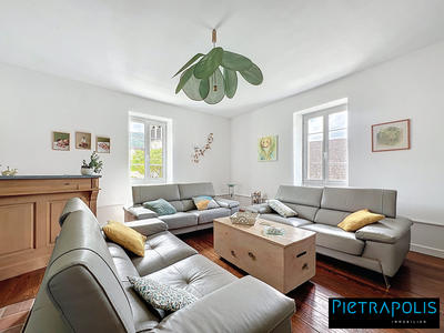 Maison - 268 m² - 10 pièces