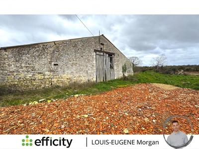 Maison - 593 m² - 10 pièces