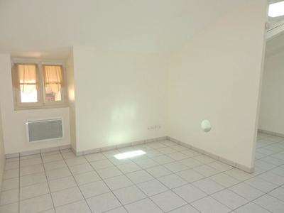 Studio - 31 m² - 1 pièce