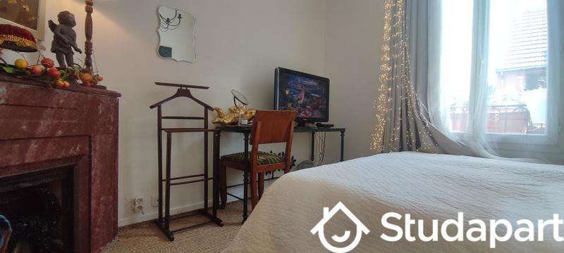 Chambre - 9 m² - 1 pièce