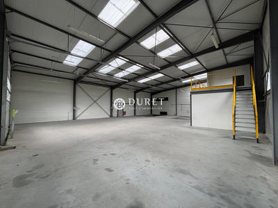 Local d'activités - 409 m²