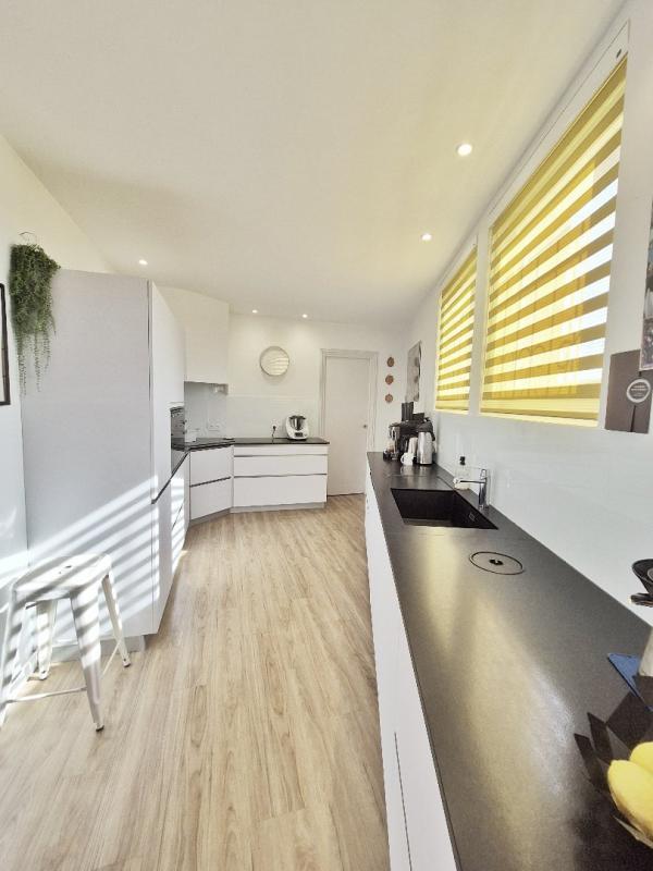 Duplex - 225 m² - 5 pièces