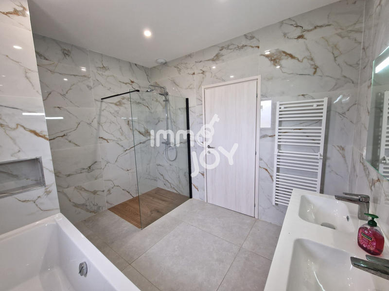 Maison - 149 m² - 5 pièces