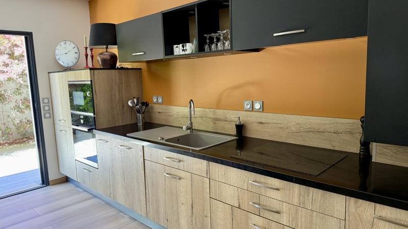 Appartement - 96 m² - 4 pièces