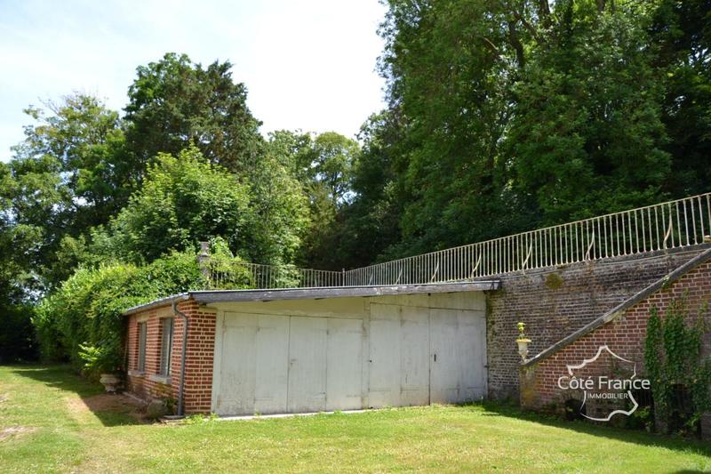 Château - 750 m² - 16 pièces