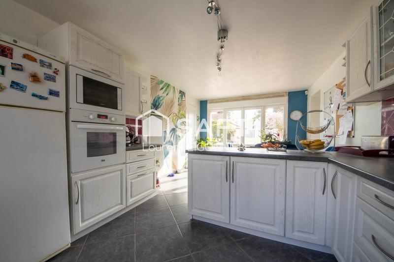 Maison - 187 m² - 7 pièces