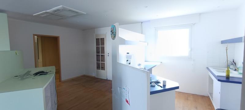 Local commercial - 164 m² - 7 pièces