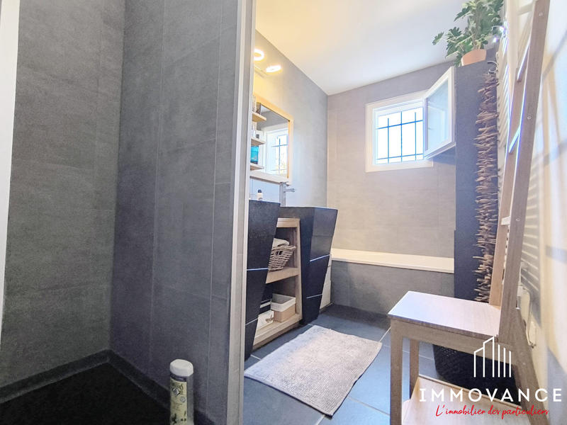 Maison - 120 m² - 6 pièces