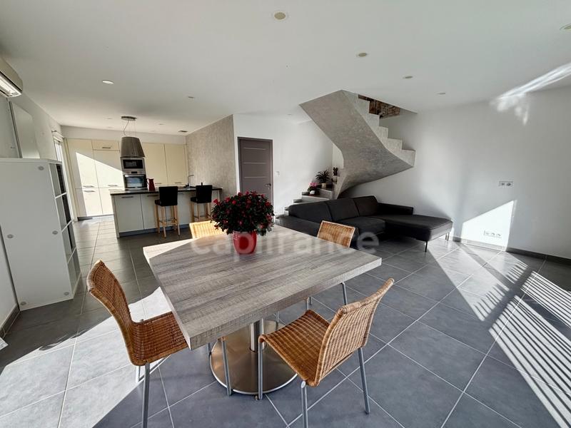 Maison - 107 m² - 5 pièces