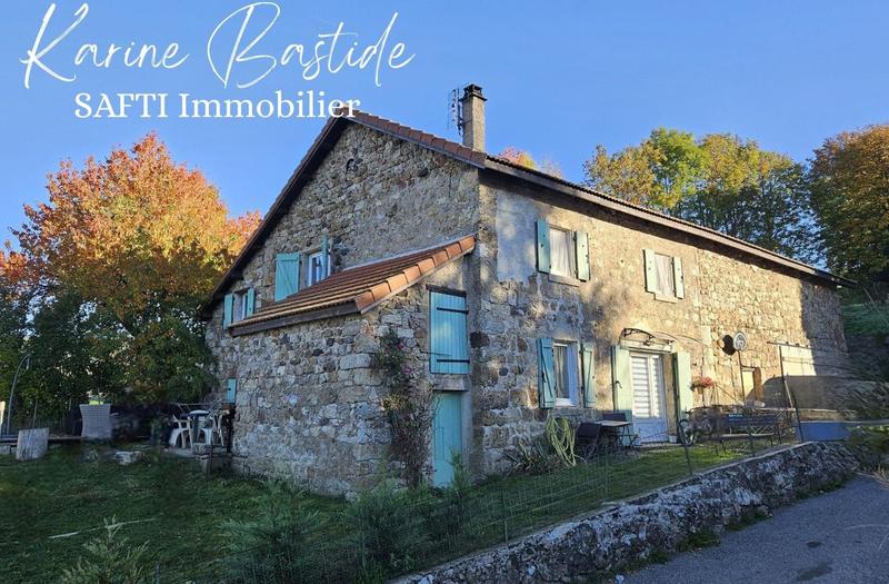 Maison - 95 m² - 7 pièces