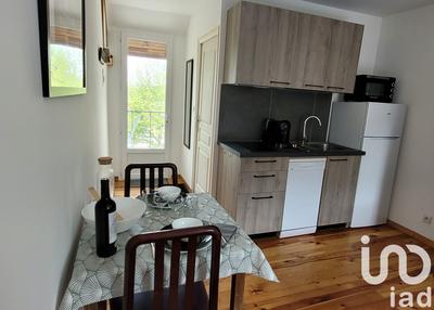 Maison - 260 m² - 11 pièces