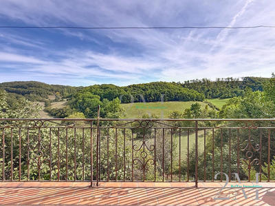 Maison de village - 161 m² - 5 pièces