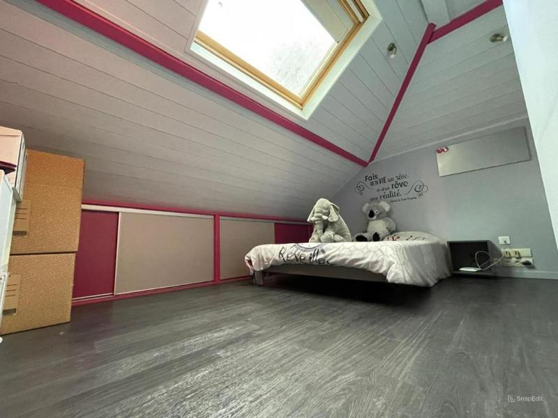 Maison - 180 m² - 10 pièces