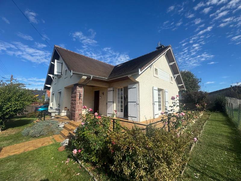 Maison - 182 m² - 7 pièces