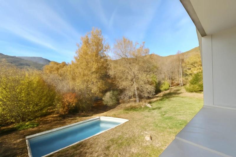 Maison - 224 m² - 7 pièces