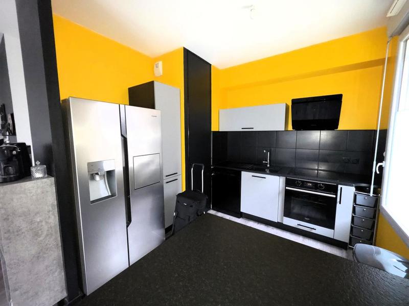 Appartement - 85 m² - 4 pièces