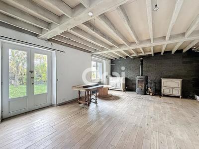 Maison - 98 m² - 4 pièces