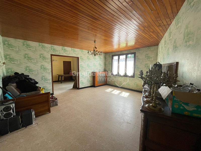 Maison - 180 m² - 6 pièces