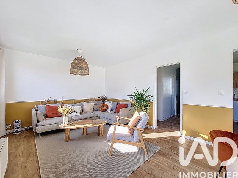 Maison - 98 m² - 5 pièces