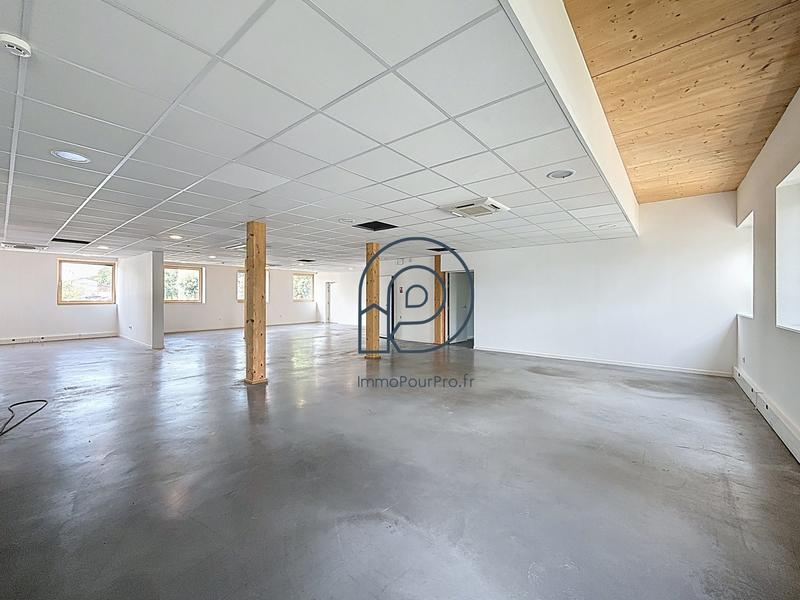 Bureau - 356 m²
