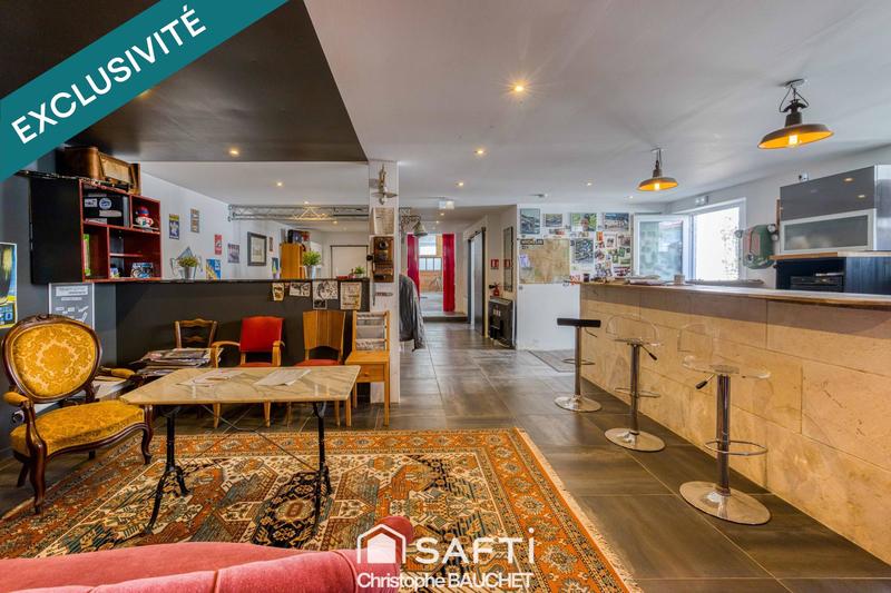 Maison - 252 m² - 5 pièces