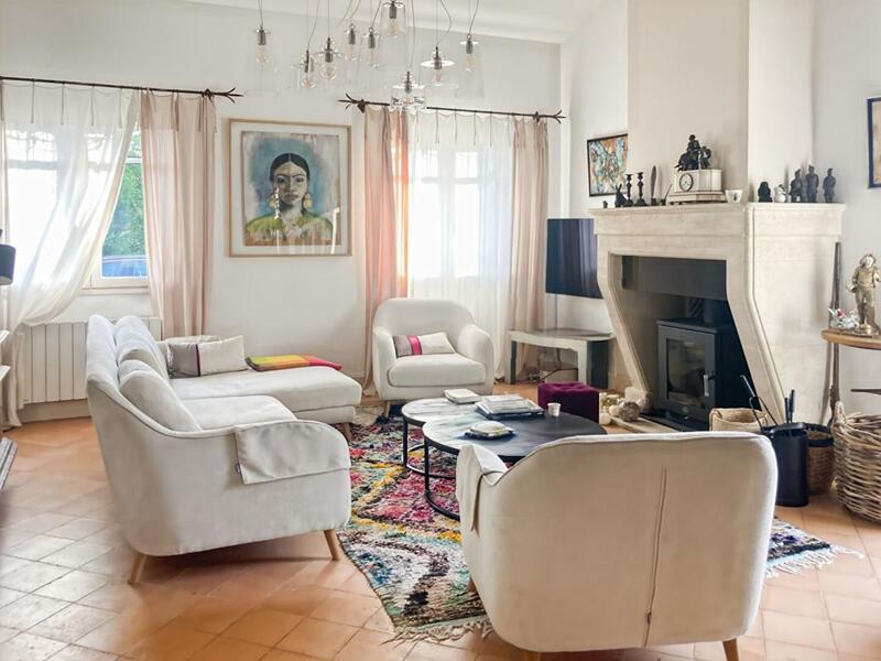 Maison - 234 m² - 6 pièces