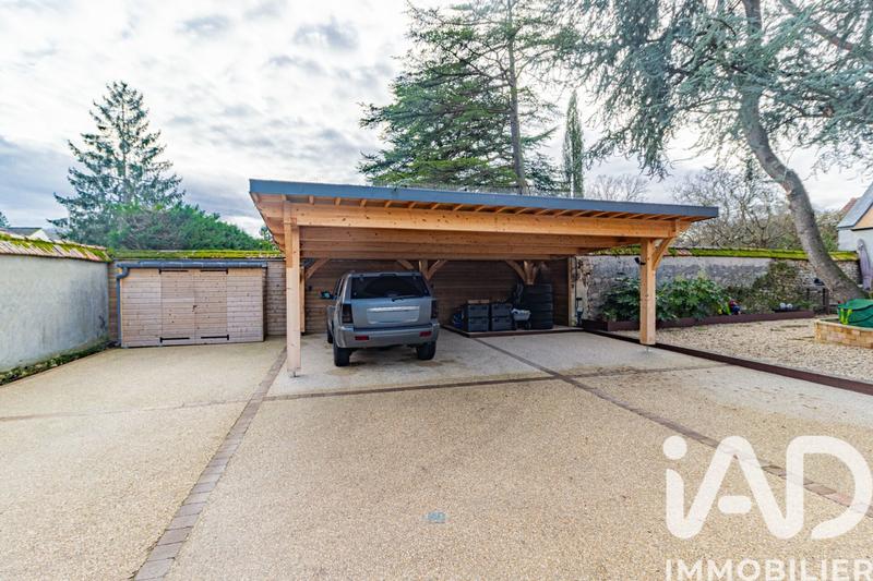 Maison - 233 m² - 7 pièces