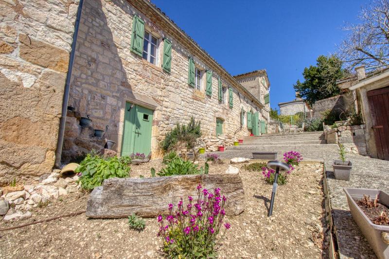Bastide - 244 m² - 11 pièces