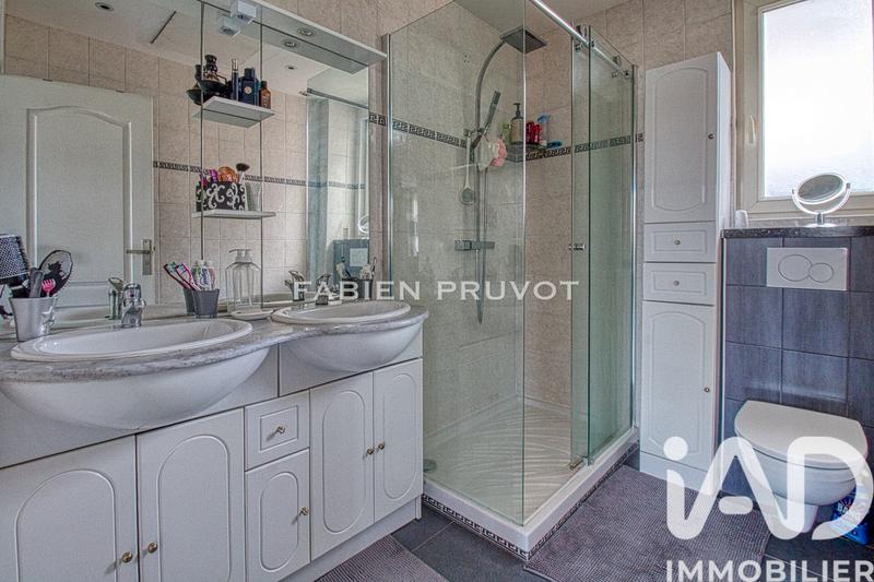 Maison - 125 m² - 6 pièces