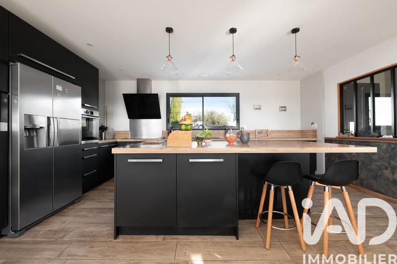 Maison - 137 m² - 4 pièces