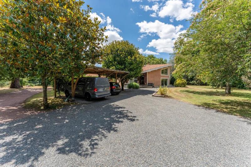 Villa - 218 m² - 7 pièces