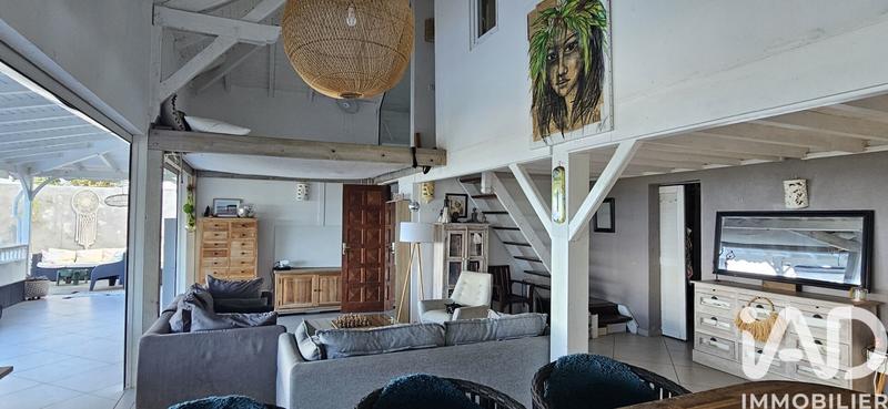 Maison - 139 m² - 8 pièces