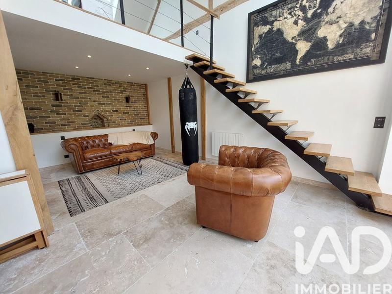 Maison - 265 m² - 8 pièces