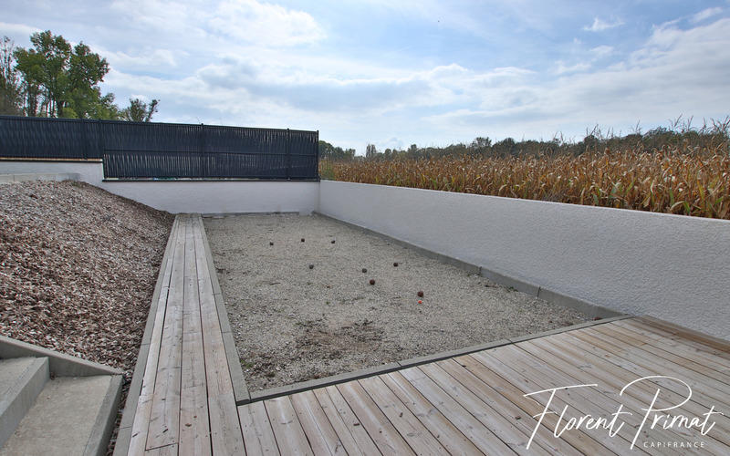 Maison - 107 m² - 5 pièces