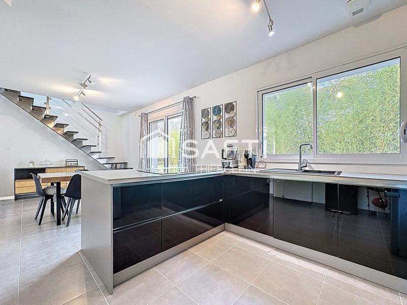 Maison - 132 m² - 6 pièces