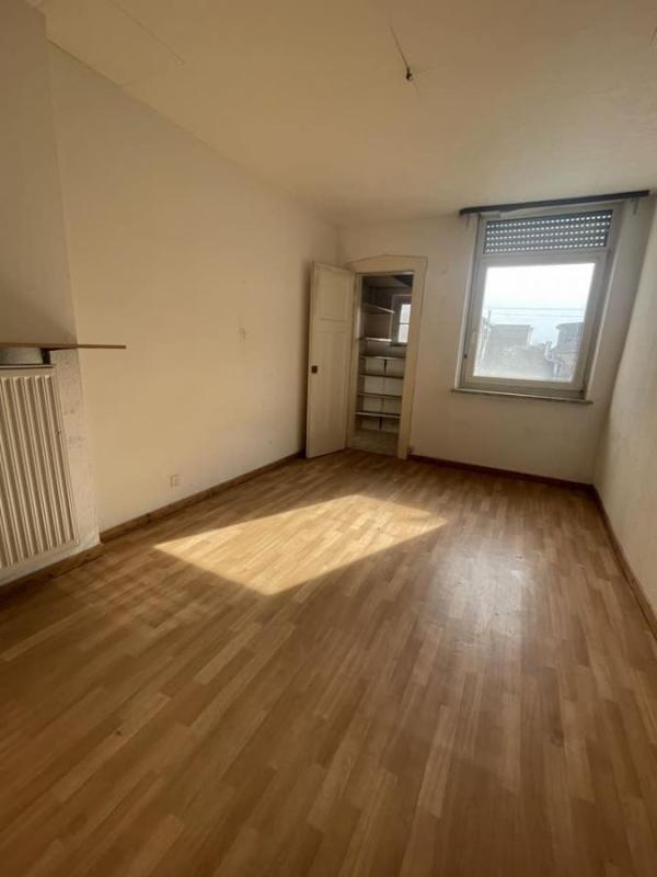 Appartement - 94 m² - 4 pièces
