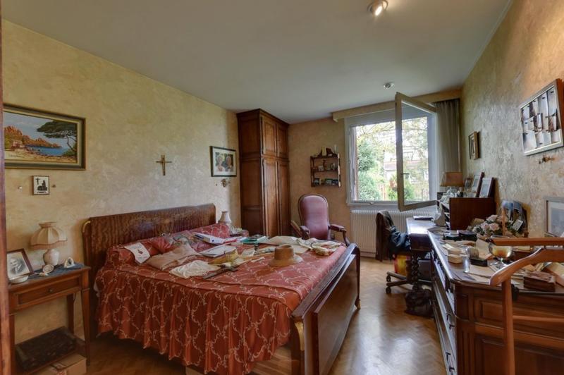 Maison - 180 m² - 10 pièces